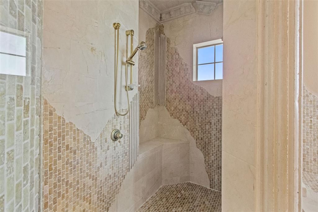 For Sale: $3,650,000 (5 beds, 4 baths, 6310 Square Feet)