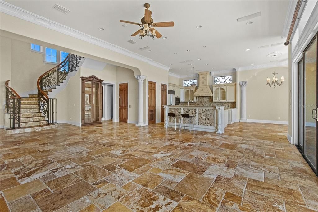 For Sale: $3,650,000 (5 beds, 4 baths, 6310 Square Feet)