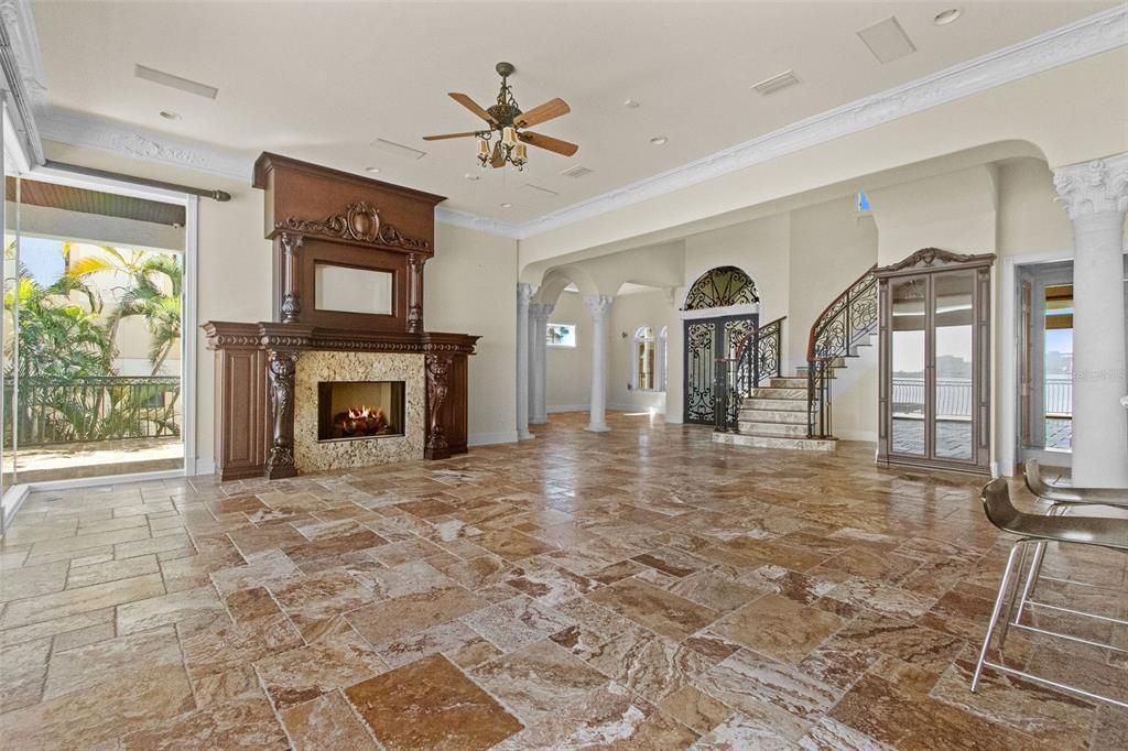 For Sale: $3,650,000 (5 beds, 4 baths, 6310 Square Feet)