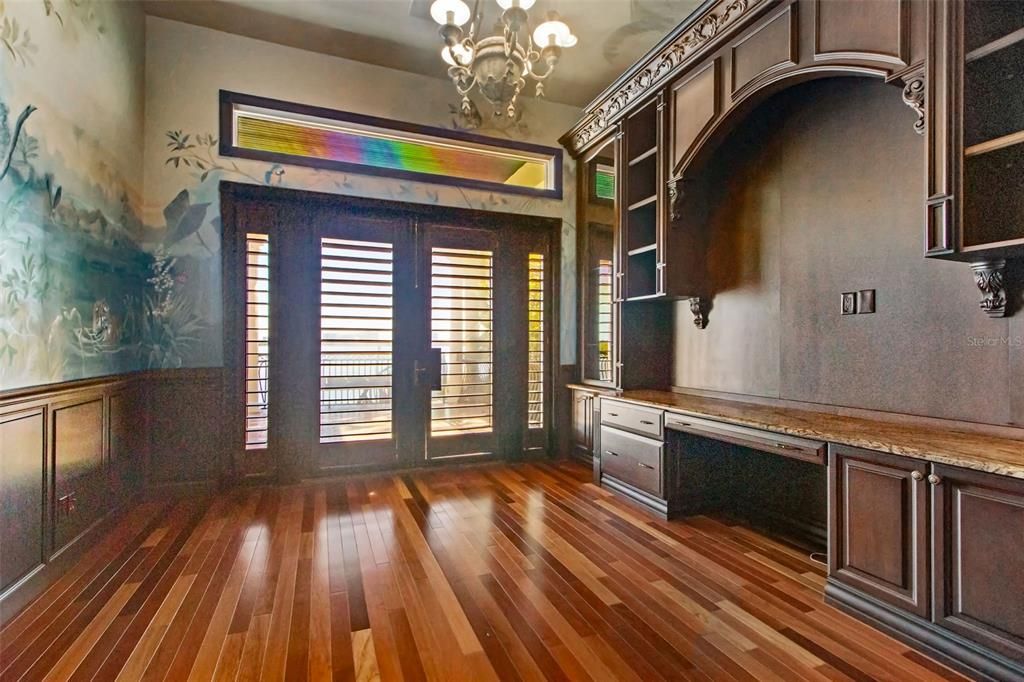 For Sale: $3,650,000 (5 beds, 4 baths, 6310 Square Feet)