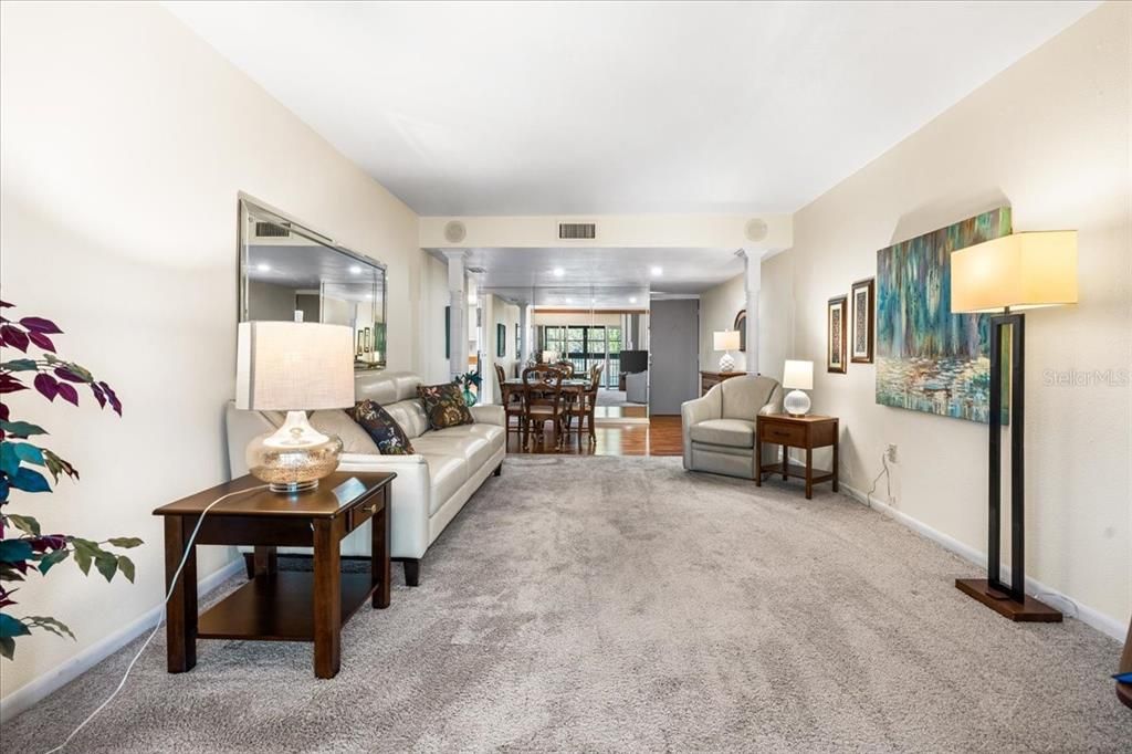 For Sale: $225,000 (3 beds, 2 baths, 1180 Square Feet)