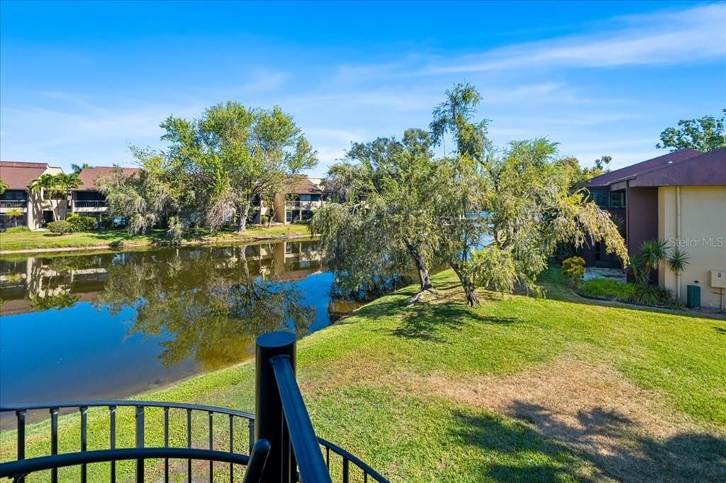 For Sale: $225,000 (3 beds, 2 baths, 1180 Square Feet)