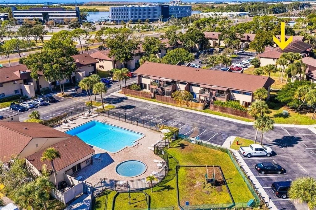 For Sale: $225,000 (3 beds, 2 baths, 1180 Square Feet)