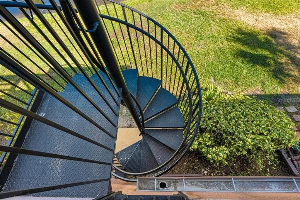 For Sale: $225,000 (3 beds, 2 baths, 1180 Square Feet)