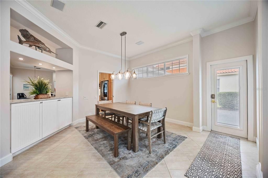 待售: $829,900 (3 贝兹, 2 浴室, 2371 平方英尺)