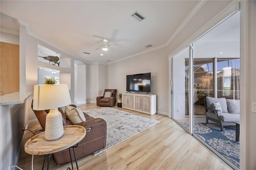 待售: $829,900 (3 贝兹, 2 浴室, 2371 平方英尺)