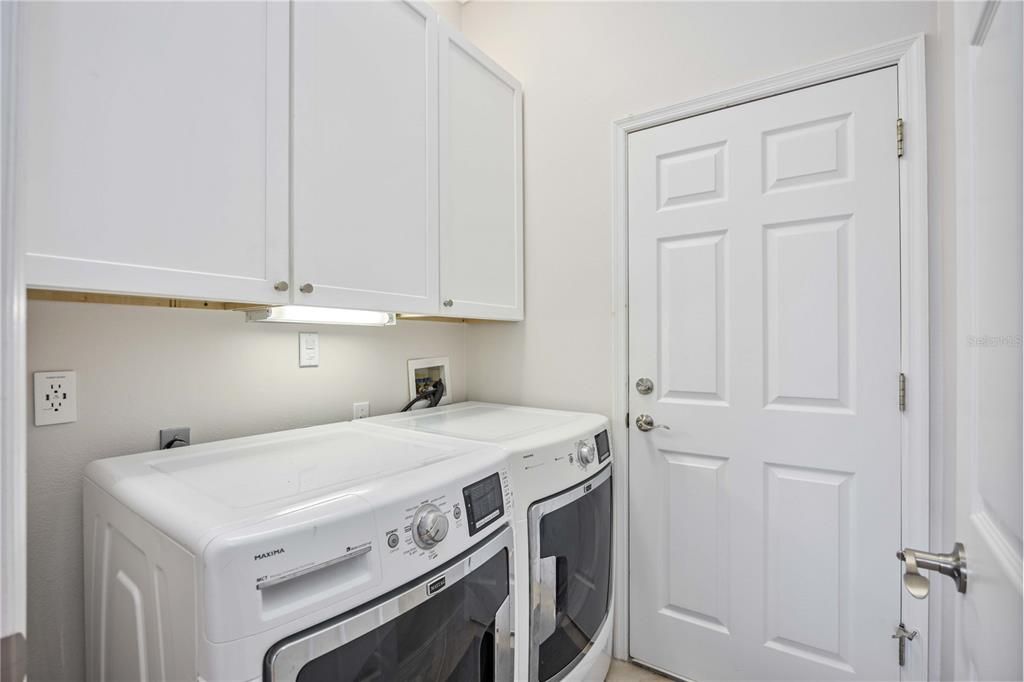 待售: $829,900 (3 贝兹, 2 浴室, 2371 平方英尺)