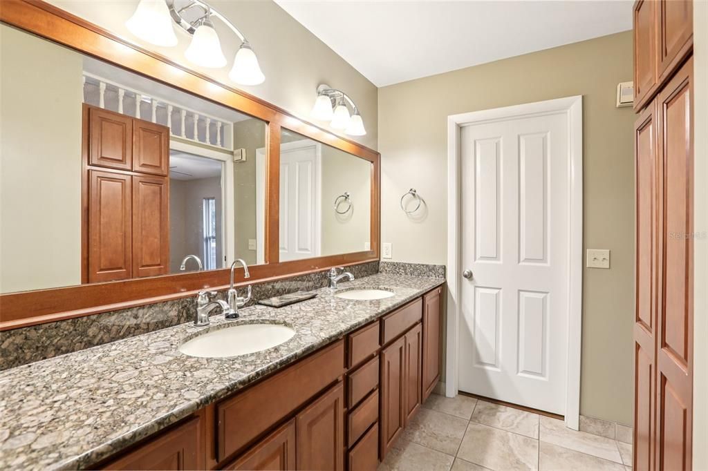 出租: $2,800 (3 贝兹, 2 浴室, 2192 平方英尺)