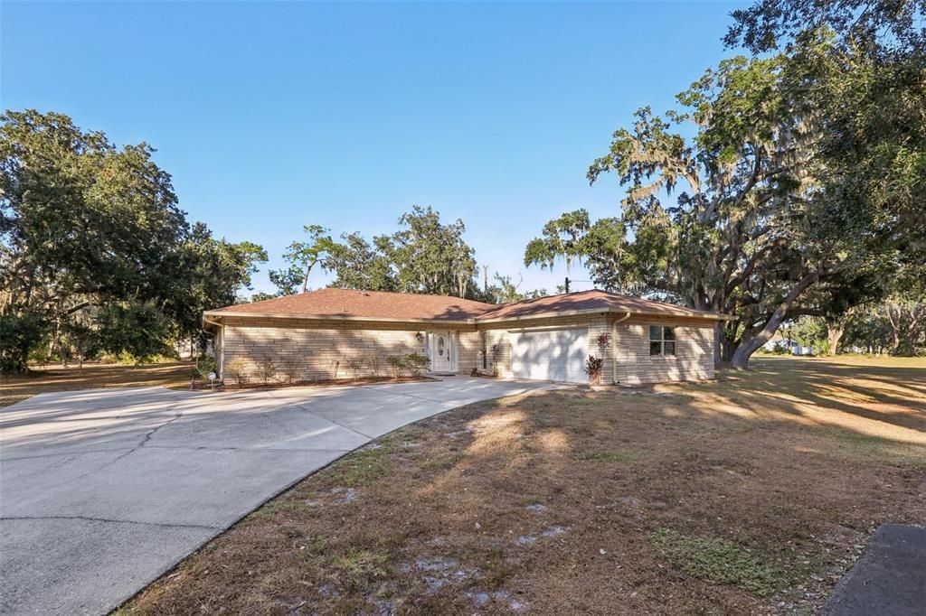 出租: $2,800 (3 贝兹, 2 浴室, 2192 平方英尺)