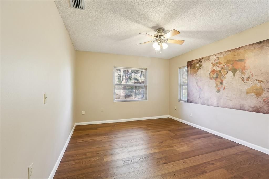 出租: $2,800 (3 贝兹, 2 浴室, 2192 平方英尺)