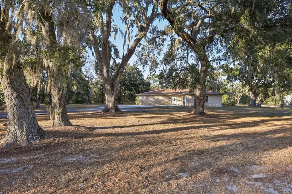 出租: $2,800 (3 贝兹, 2 浴室, 2192 平方英尺)