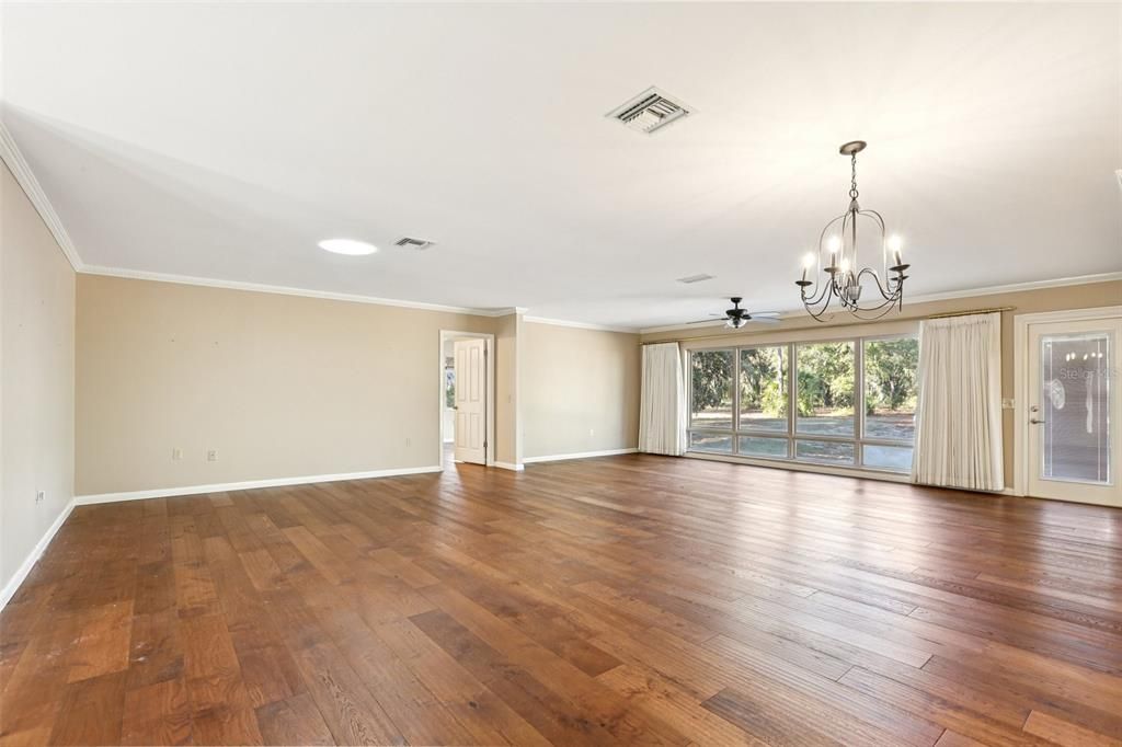 出租: $2,800 (3 贝兹, 2 浴室, 2192 平方英尺)