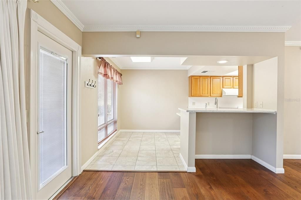 出租: $2,800 (3 贝兹, 2 浴室, 2192 平方英尺)