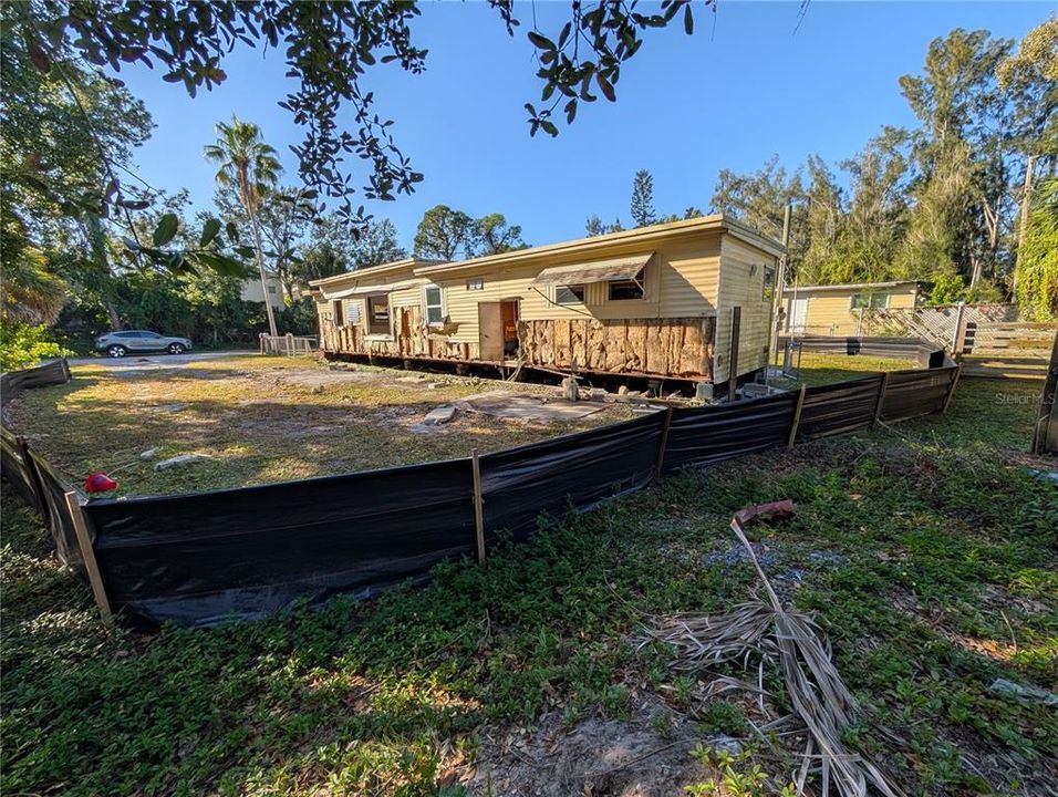 待售: $145,000 (0.13 acres)