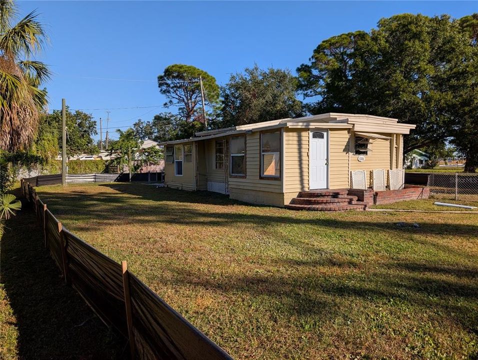 待售: $145,000 (0.13 acres)