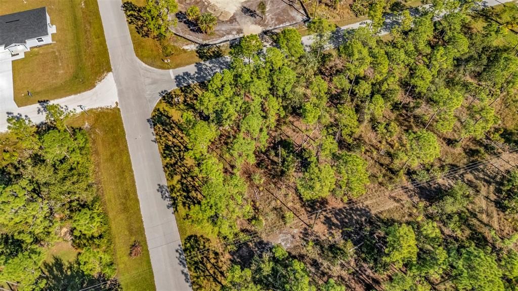 На продажу: $27,000 (0.32 acres)