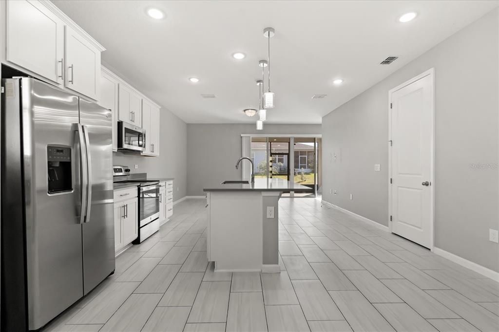 待售: $359,999 (3 贝兹, 2 浴室, 1598 平方英尺)