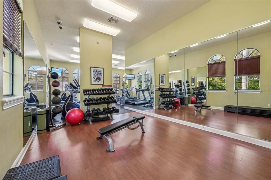 En Venta: $395,000 (4 camas, 2 baños, 1836 Pies cuadrados)