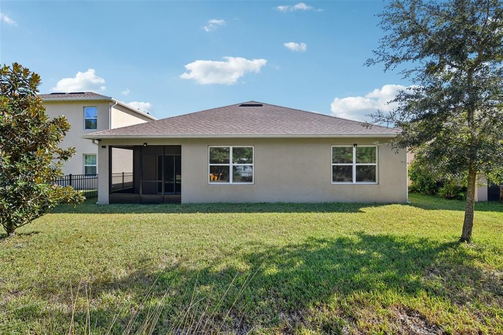 En Venta: $395,000 (4 camas, 2 baños, 1836 Pies cuadrados)