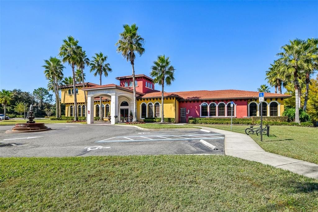 En Venta: $395,000 (4 camas, 2 baños, 1836 Pies cuadrados)