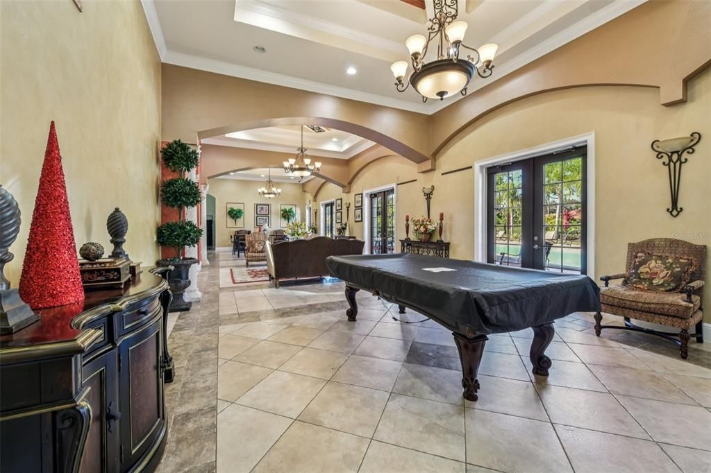 En Venta: $395,000 (4 camas, 2 baños, 1836 Pies cuadrados)