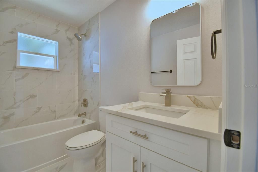 待售: $395,000 (3 贝兹, 2 浴室, 1550 平方英尺)