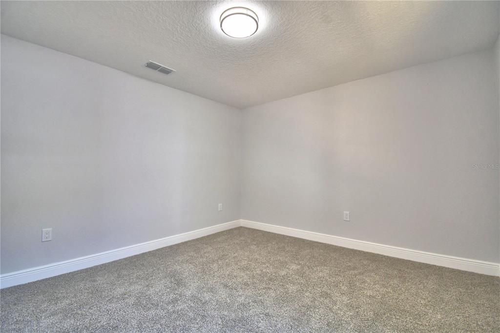 待售: $395,000 (3 贝兹, 2 浴室, 1550 平方英尺)