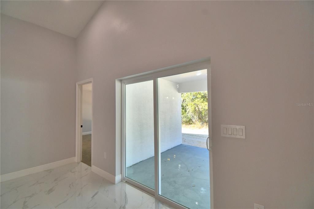 待售: $395,000 (3 贝兹, 2 浴室, 1550 平方英尺)