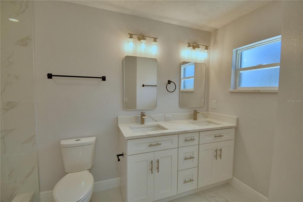 待售: $395,000 (3 贝兹, 2 浴室, 1550 平方英尺)