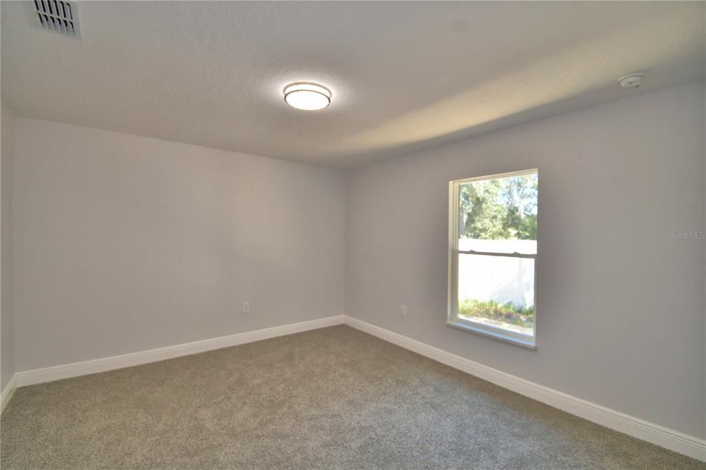 待售: $395,000 (3 贝兹, 2 浴室, 1550 平方英尺)