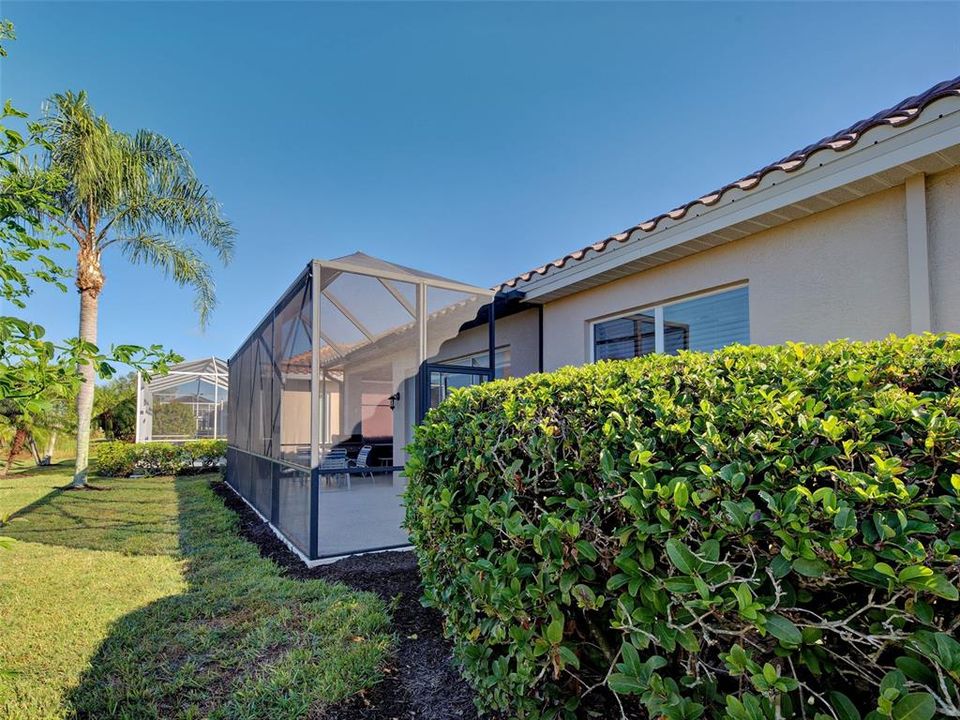 合同活跃: $399,000 (3 贝兹, 2 浴室, 1661 平方英尺)