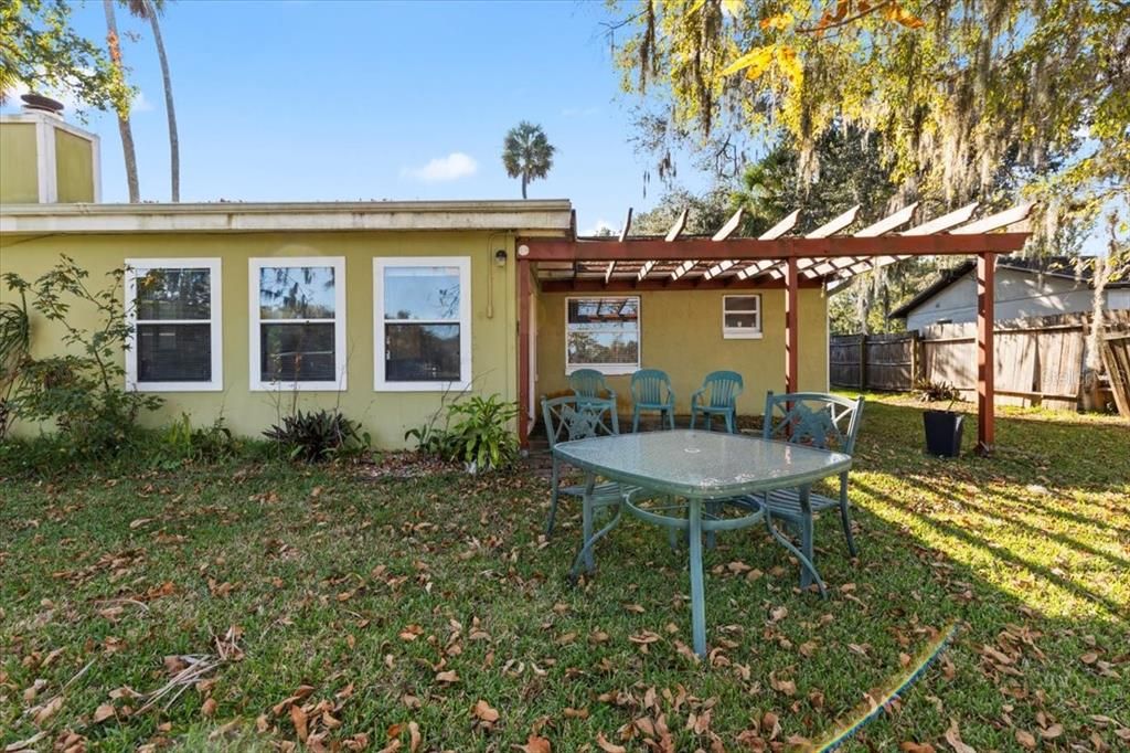 待售: $269,000 (2 贝兹, 2 浴室, 1140 平方英尺)