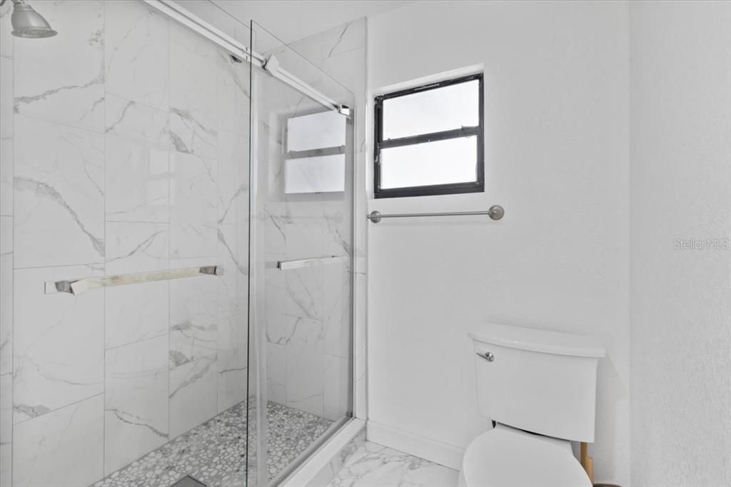 待售: $269,000 (2 贝兹, 2 浴室, 1140 平方英尺)