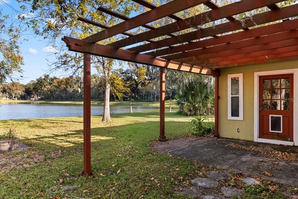 待售: $269,000 (2 贝兹, 2 浴室, 1140 平方英尺)