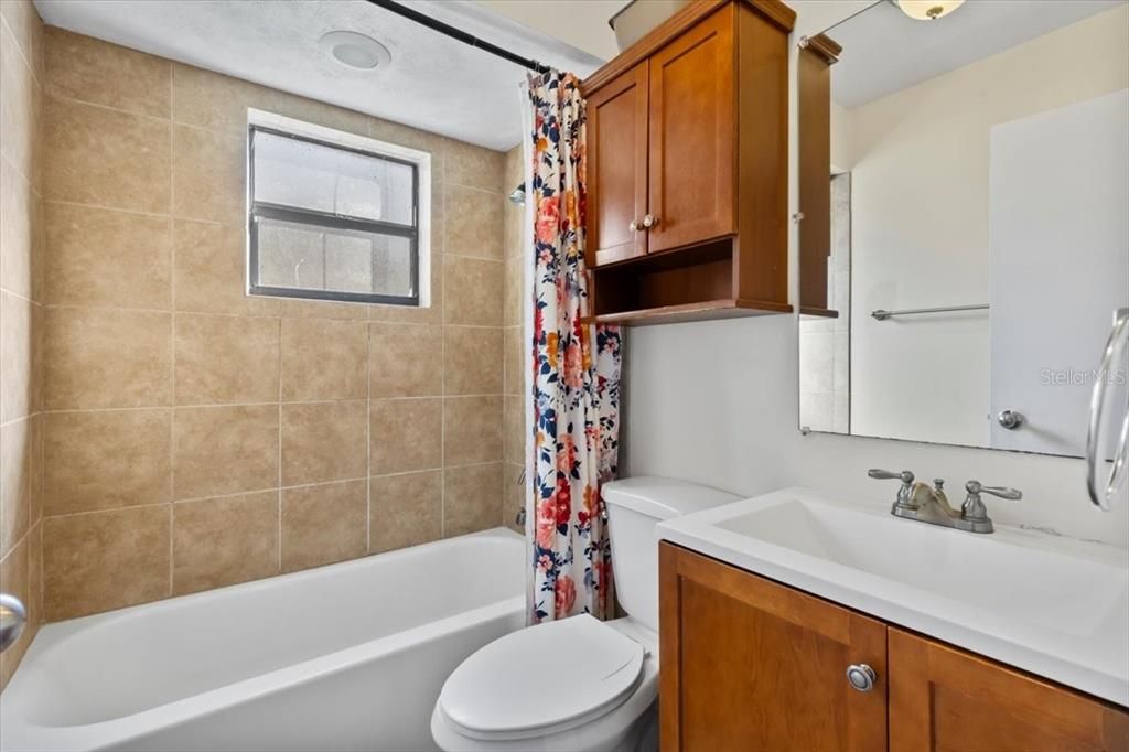 待售: $269,000 (2 贝兹, 2 浴室, 1140 平方英尺)