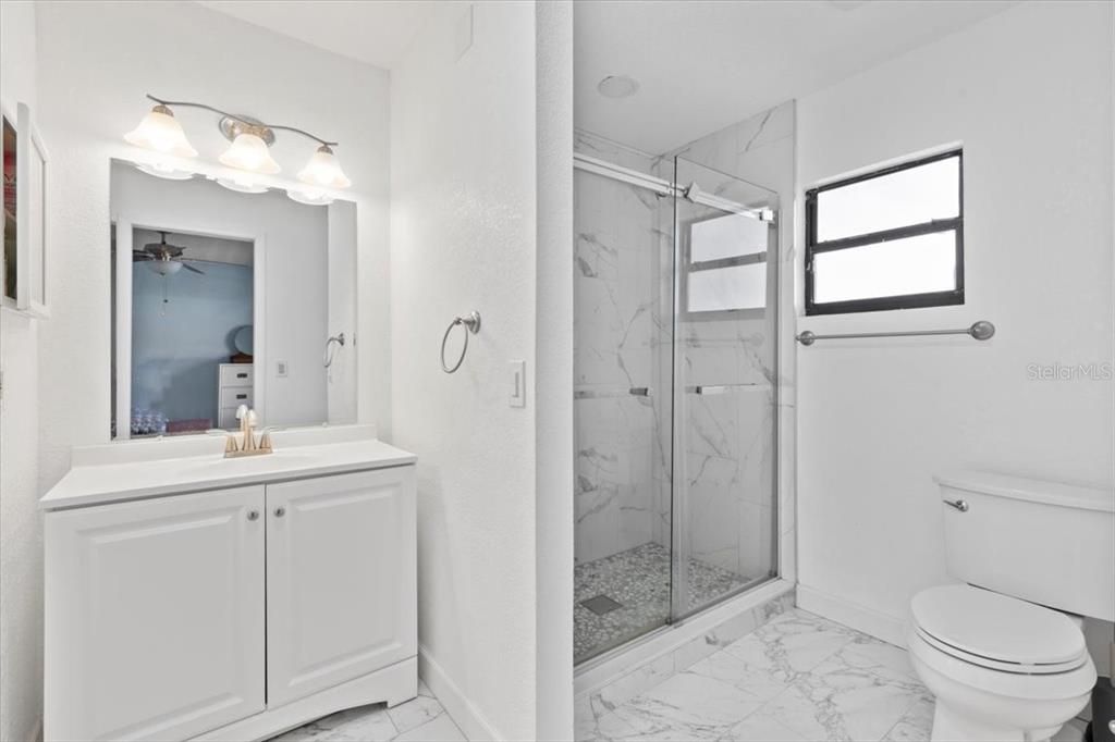 待售: $269,000 (2 贝兹, 2 浴室, 1140 平方英尺)