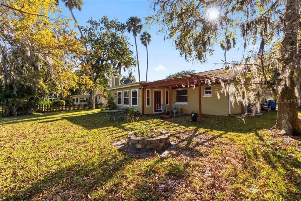 待售: $269,000 (2 贝兹, 2 浴室, 1140 平方英尺)