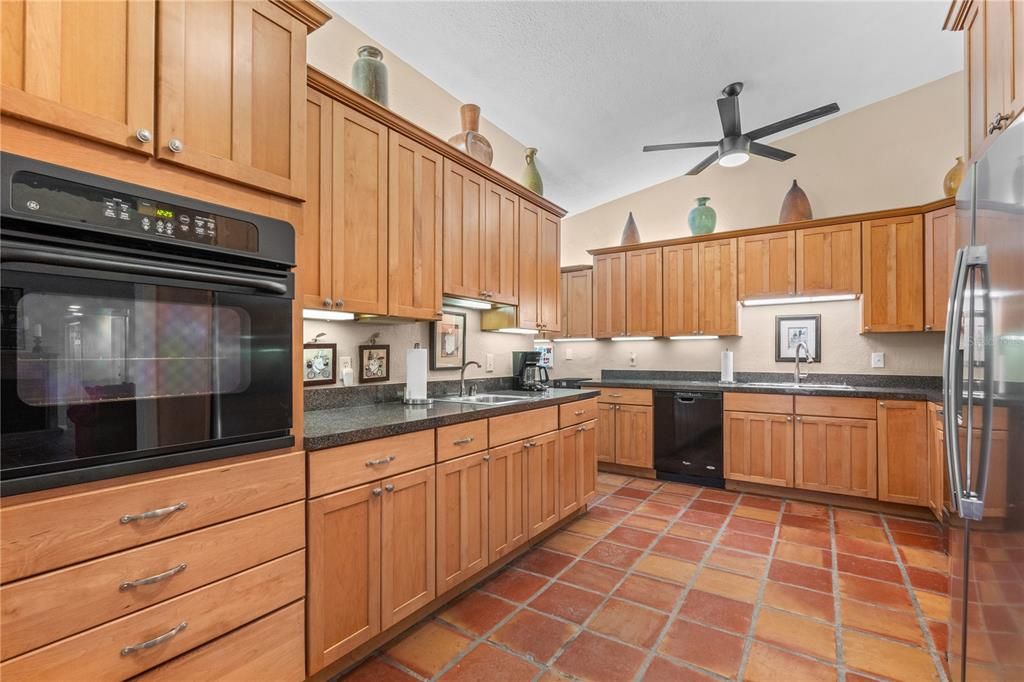 For Sale: $525,000 (5 beds, 2 baths, 2151 Square Feet)