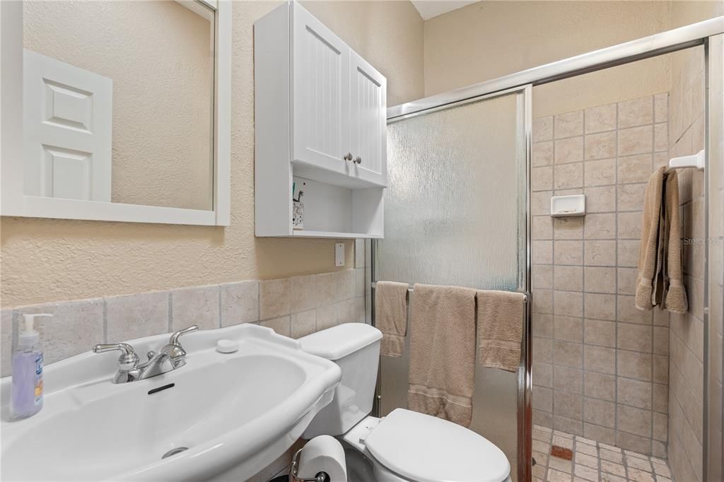 For Sale: $525,000 (5 beds, 2 baths, 2151 Square Feet)