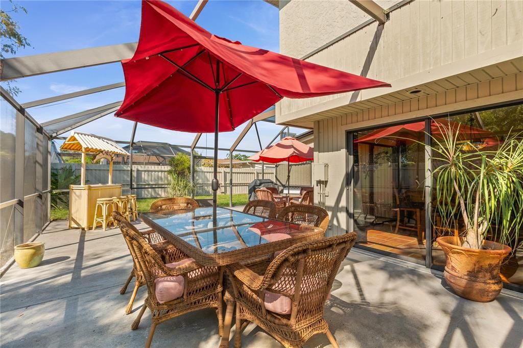 For Sale: $525,000 (5 beds, 2 baths, 2151 Square Feet)