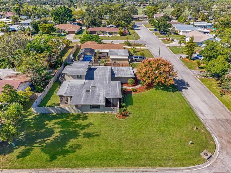 For Sale: $525,000 (5 beds, 2 baths, 2151 Square Feet)