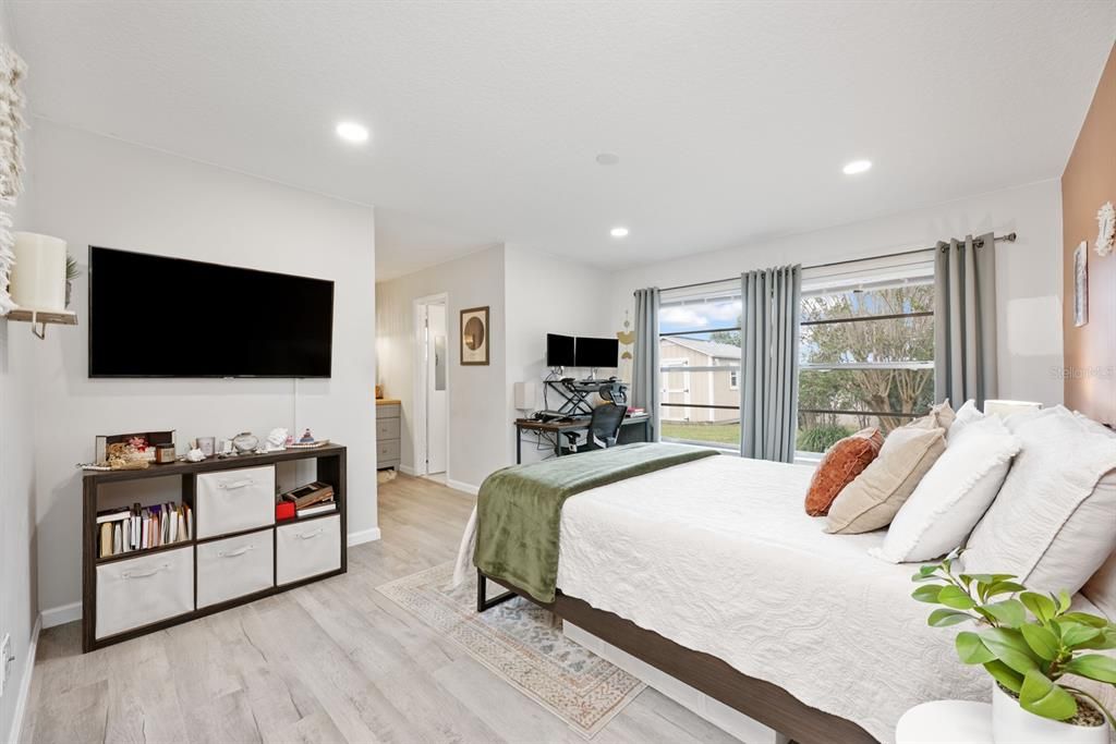 На продажу: $415,000 (3 спален, 2 ванн, 1965 Квадратных фут)