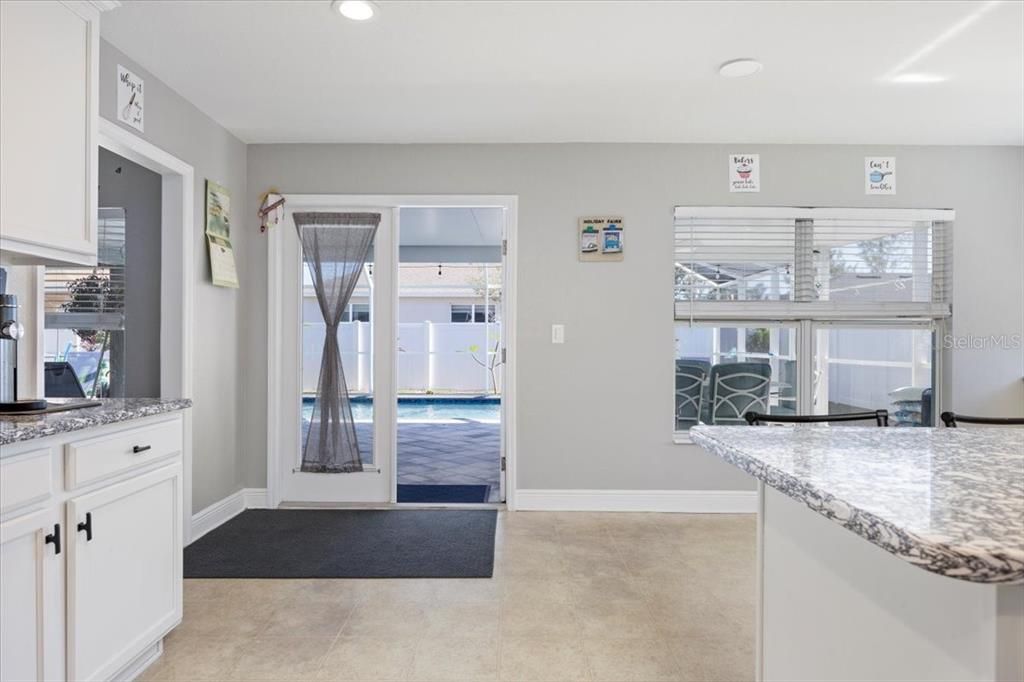 待售: $464,999 (4 贝兹, 2 浴室, 2634 平方英尺)