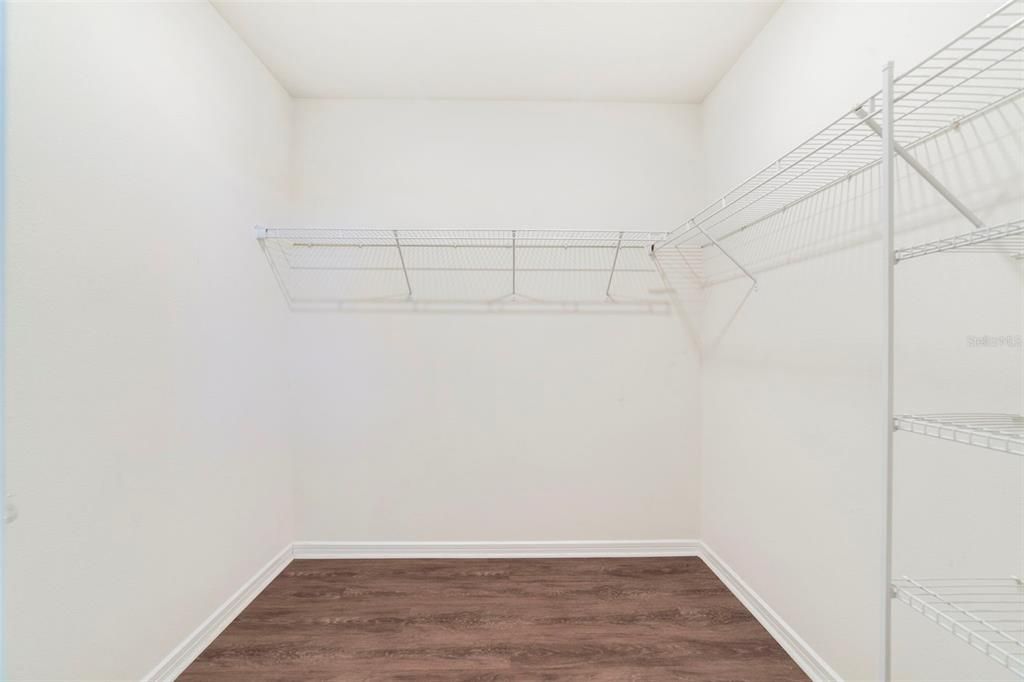 待售: $340,000 (4 贝兹, 2 浴室, 1865 平方英尺)