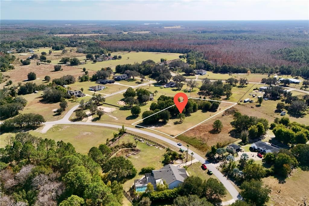 待售: $180,000 (1.78 acres)