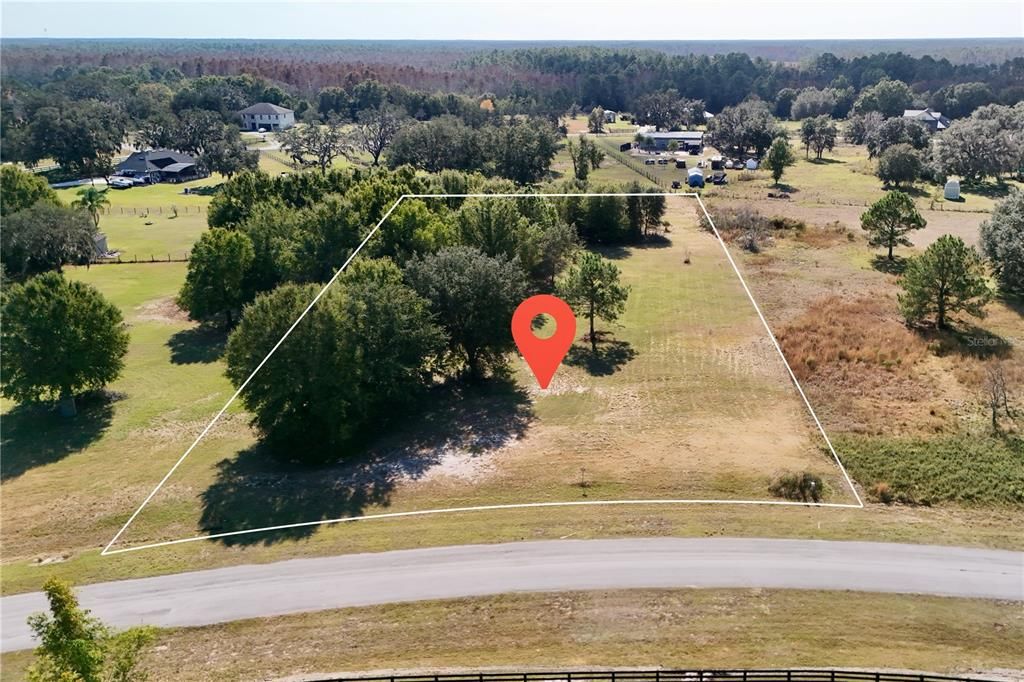 待售: $180,000 (1.78 acres)