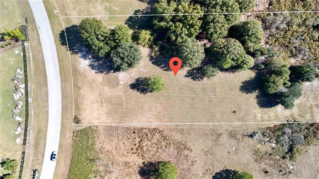 待售: $180,000 (1.78 acres)