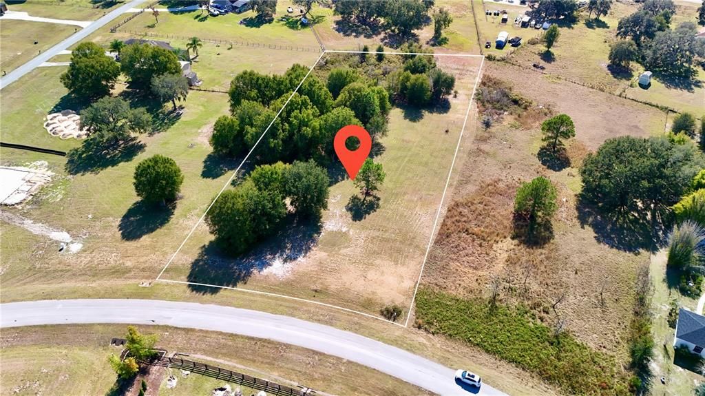 待售: $180,000 (1.78 acres)