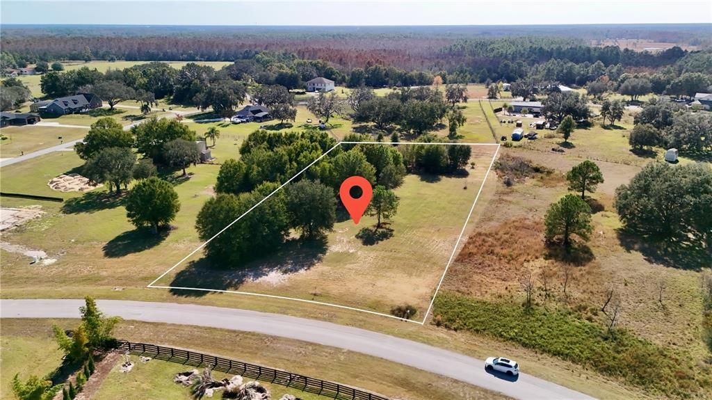 待售: $180,000 (1.78 acres)