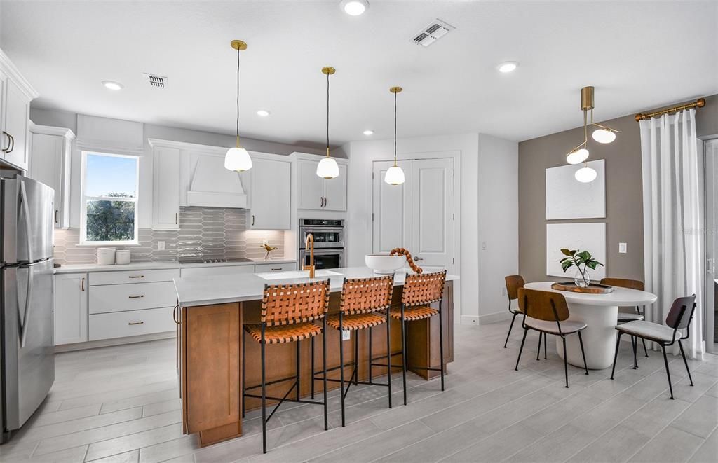 待售: $632,820 (3 贝兹, 3 浴室, 2635 平方英尺)